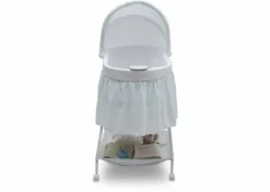 Delta Children Deluxe Sweet Beginnings Bassinet