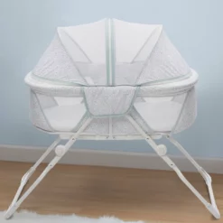 Delta Children Bassinets EZ Fold Ultra Compact Travel Bassinet