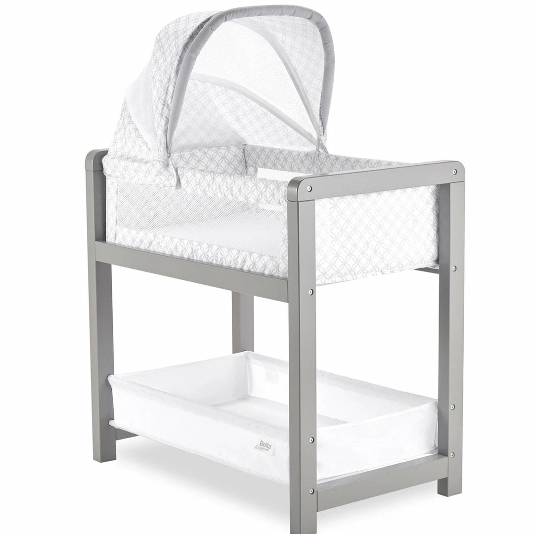 Delta Children Classic Deluxe Wood Bedside Bassinet Sleeper Bassinets 9 Delta Children Classic Deluxe Wood Bedside Bassinet Sleeper Bassinets