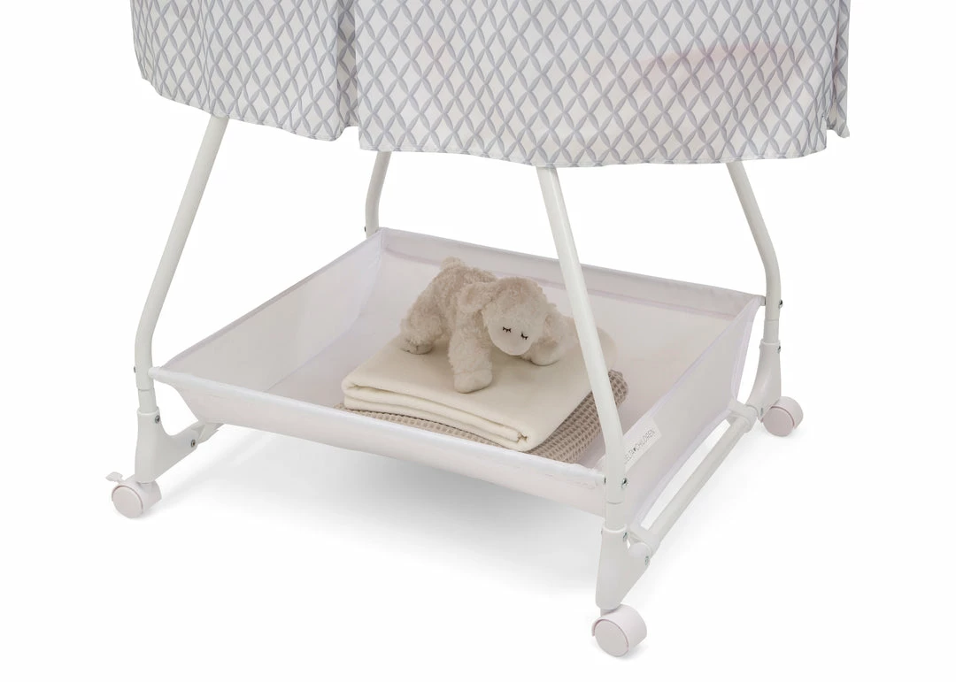 Delta Children Deluxe Soothing Dreams Bassinet 8 Delta Children Deluxe Soothing Dreams Bassinet