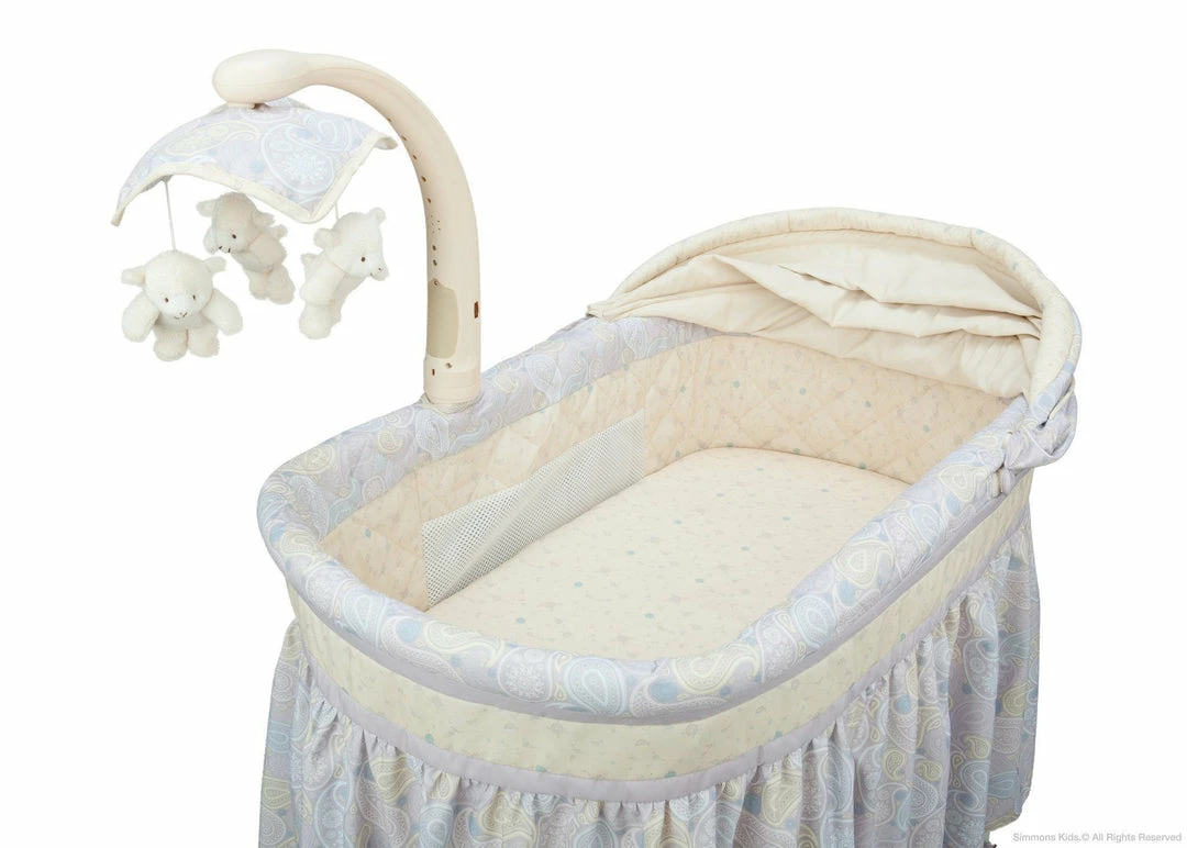 Bassinets Simmons Kids® Deluxe Gliding Bassinet 24 Bassinets Simmons Kids® Deluxe Gliding Bassinet