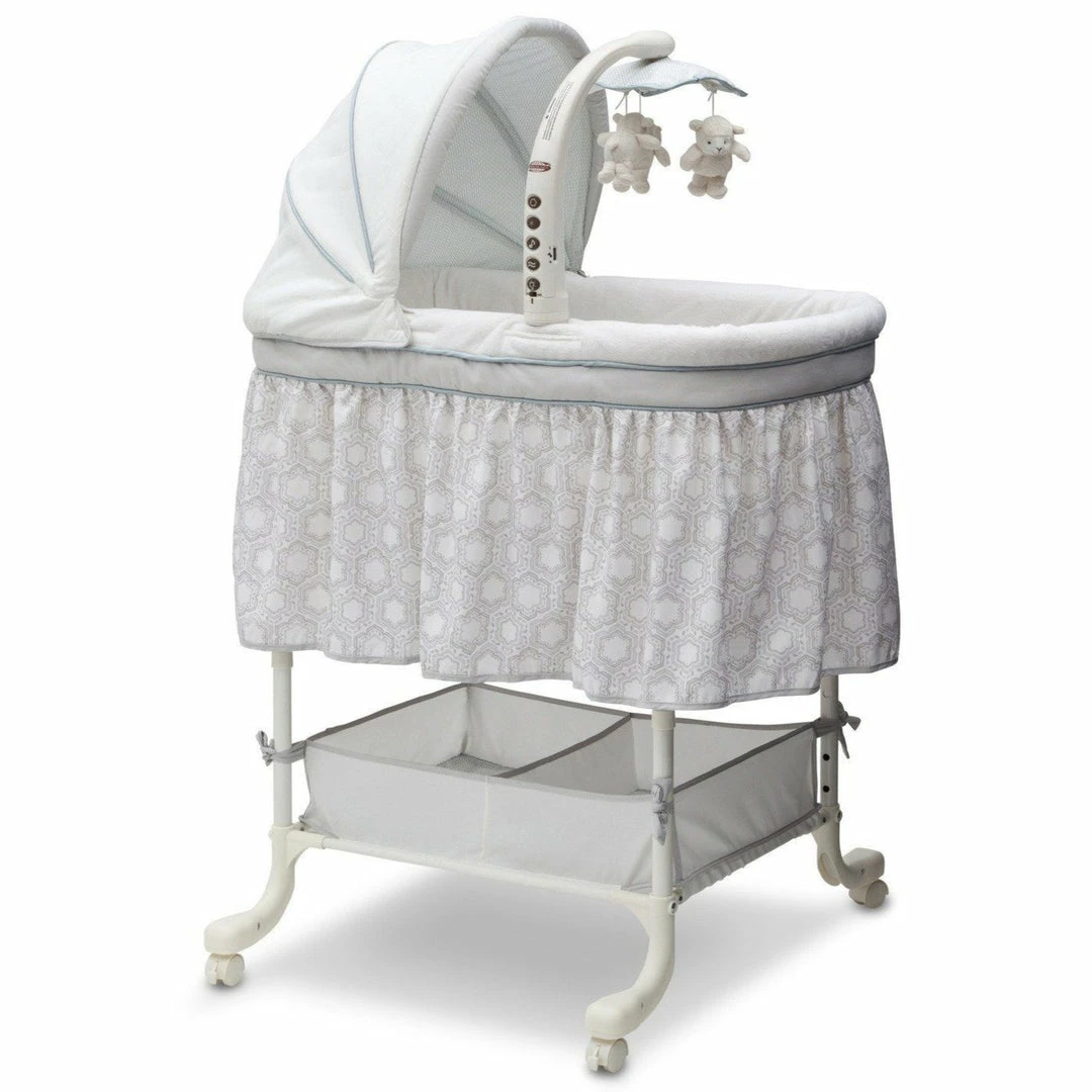 Bassinets Simmons Kids® Deluxe Gliding Bassinet 33 Bassinets Simmons Kids® Deluxe Gliding Bassinet