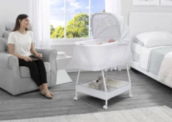 Simmons Kids Silent Auto Gliding Elite Bassinet - Odyssey Bassinets