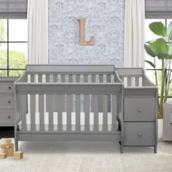 Delta Children Bentley S Convertible Crib And Changer Baby Cribs