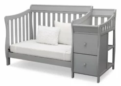 Delta Children Bentley S Convertible Crib And Changer Baby Cribs