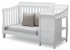 Delta Children Bentley S Convertible Crib And Changer Baby Cribs