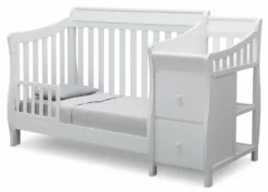 Delta Children Bentley S Convertible Crib And Changer Baby Cribs