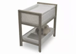 Simmons Kids Bassinets Farmhouse 2-in-1 Wood Bedside Bassinet Sleeper And Changer