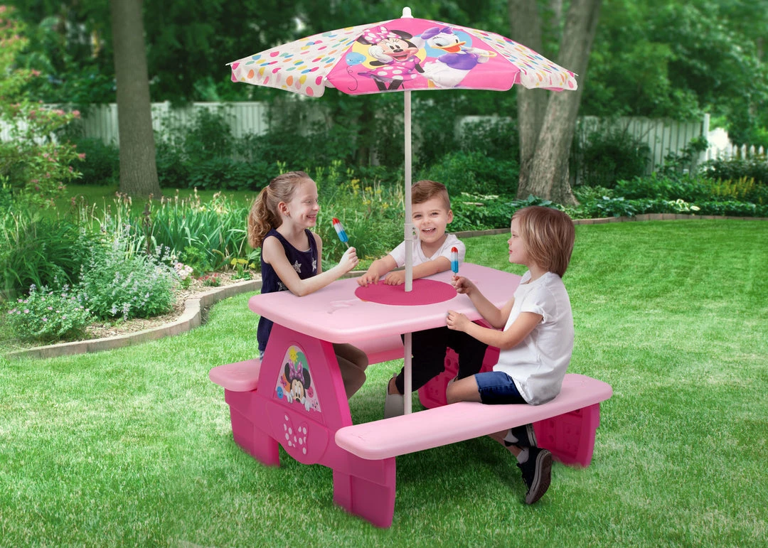 Delta Children Minnie Mouse 4 Seat Activity Picnic Table With Umbrella And LEGO Compatible Tabletop Outdoor 3 Delta Children Minnie Mouse 4 Seat Activity Picnic Table With Umbrella And LEGO Compatible Tabletop Outdoor
