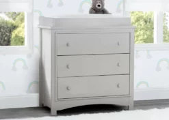Delta Children Dressers & Changing Tables Perry 3 Drawer Dresser With Changing Top