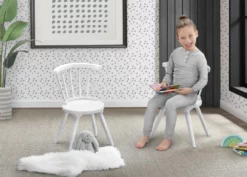 Delta Children Windsor 2-Piece Chair Set