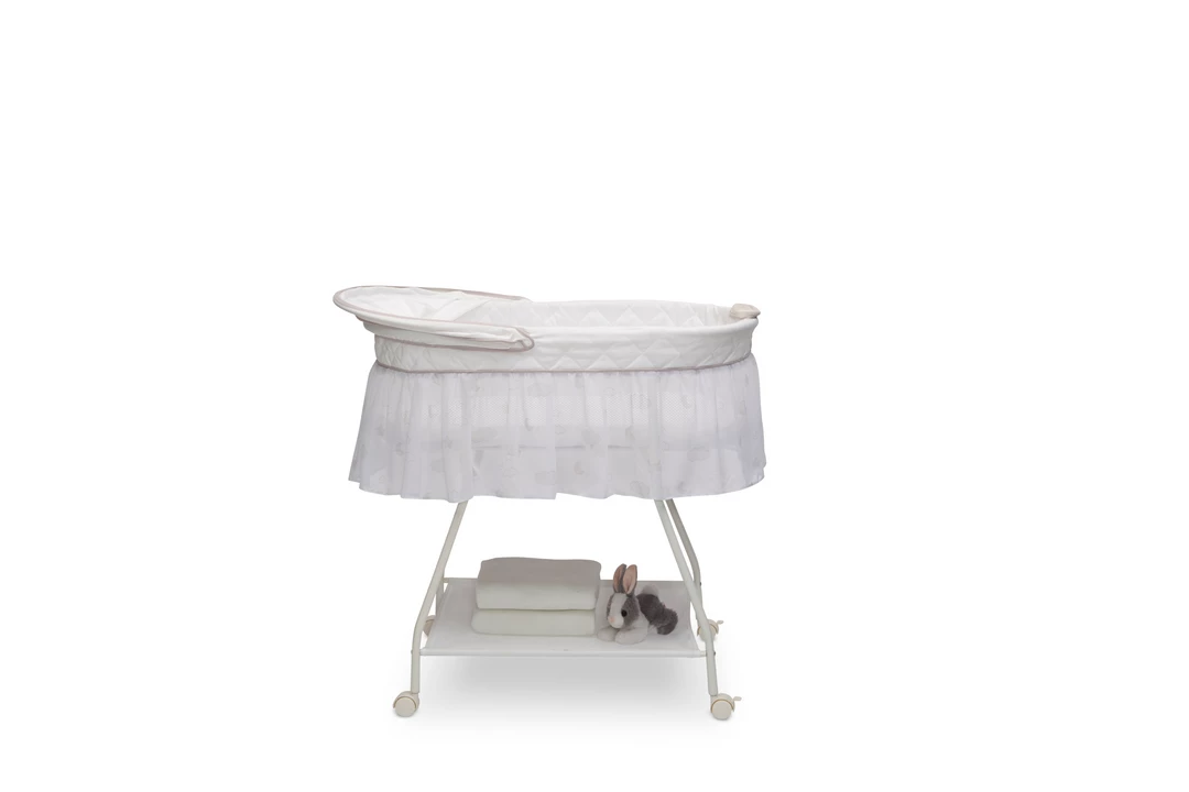 Delta Children Bassinets Classic Breeze Bassinet 7 Delta Children Bassinets Classic Breeze Bassinet
