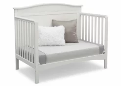 Delta Children Bennett 4-in-1 Convertible Crib