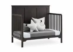 Delta Children Sweet Beginnings Sage Flat Top 6-in-1 Convertible Crib