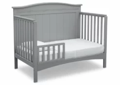 Delta Children Bennett 4-in-1 Convertible Crib