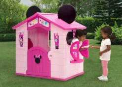 Delta Children Toys & Play Minnie Mouse Plastic Indoor/Outdoor Playhouse With Easy Assembly