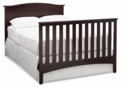Delta Children Bennett 4-in-1 Convertible Crib