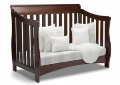 Delta Children Bentley 'S' Series 4-in-1 Crib