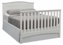 Delta Children Bennett 4-in-1 Convertible Crib